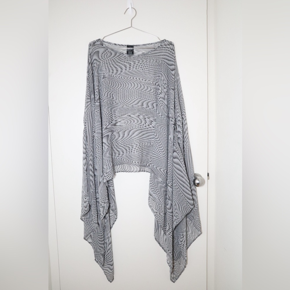 “Shawl Dawls” Ethereal & Geometric Printed Shawl